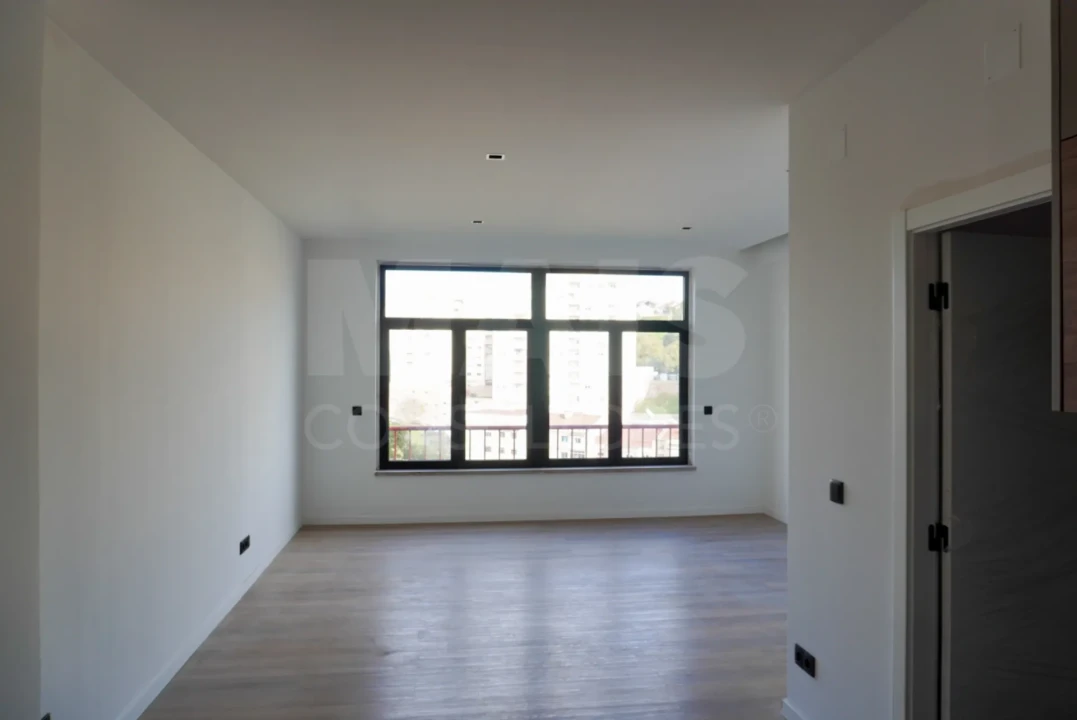 Apartamento para Venda em Massamá e Monte Abraão Foto 3