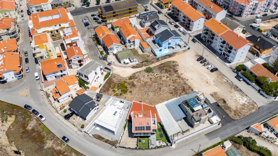 Terreno para Venda em Atouguia da Baleia Foto 8