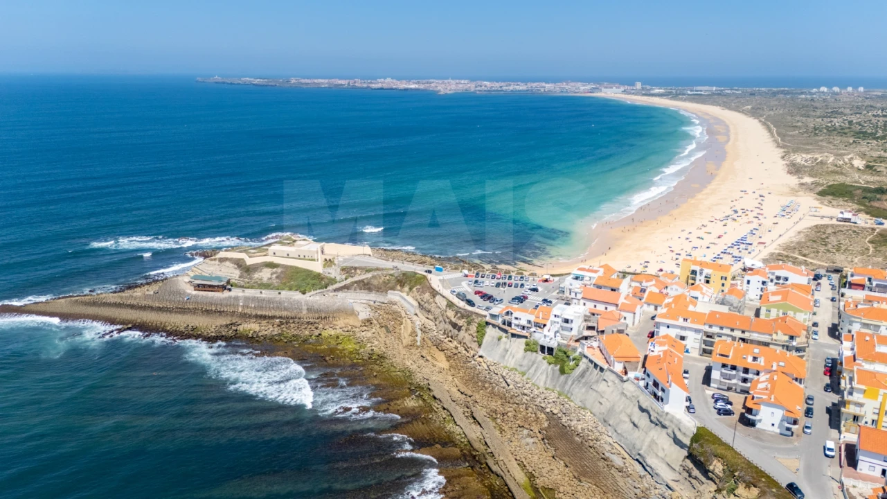 Terreno para Venda em Atouguia da Baleia Foto 5