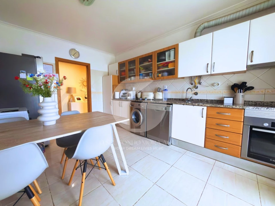 Apartamento T2 para Venda em Faro (Sé e São Pedro) Foto 7