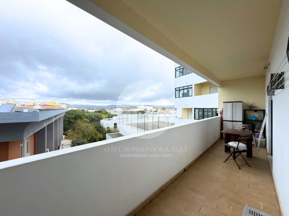 Apartamento T2 para Venda em Faro (Sé e São Pedro) Foto 17