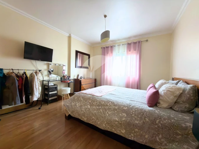 Apartamento T2 para Venda em Faro (Sé e São Pedro) Foto 14