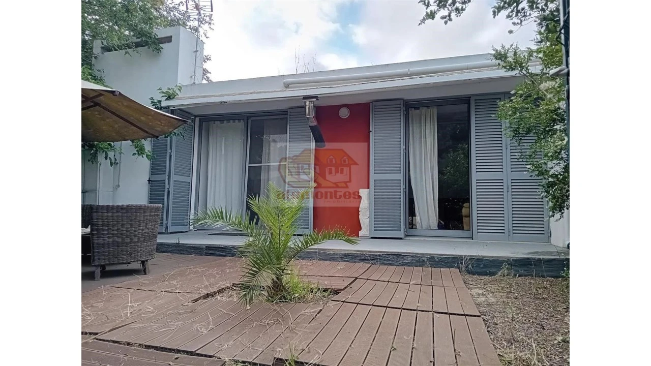 Moradia T2 para Venda em Torrão Foto 1