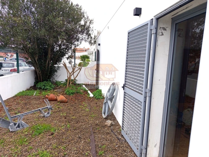 Moradia T2 para Venda em Torrão Foto 12