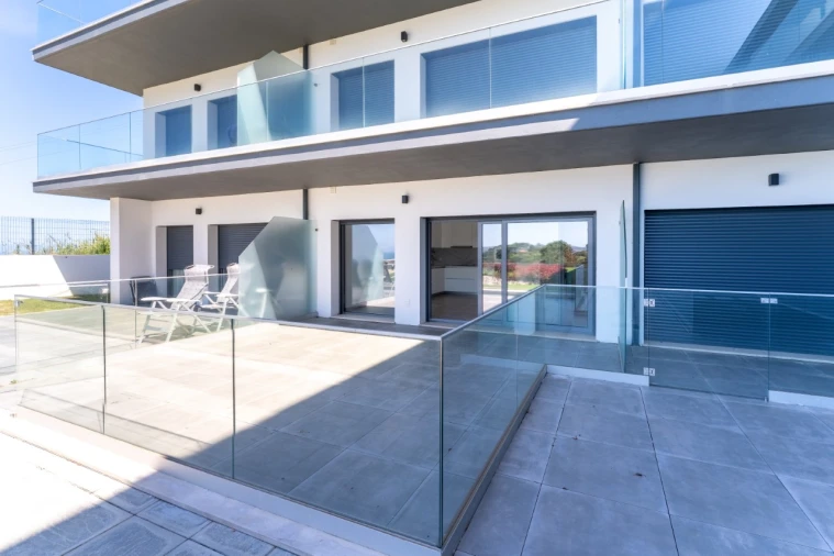 Apartamento T1 para Venda em Nazare Foto 9