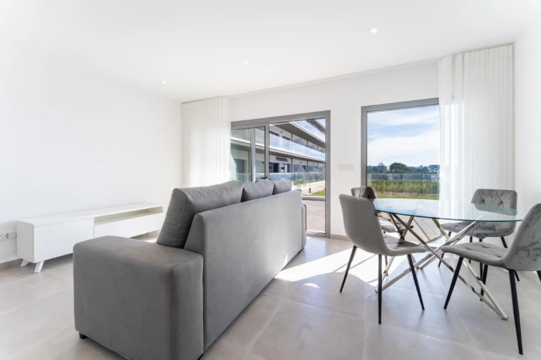 Apartamento T1 para Venda em Nazare Foto 17