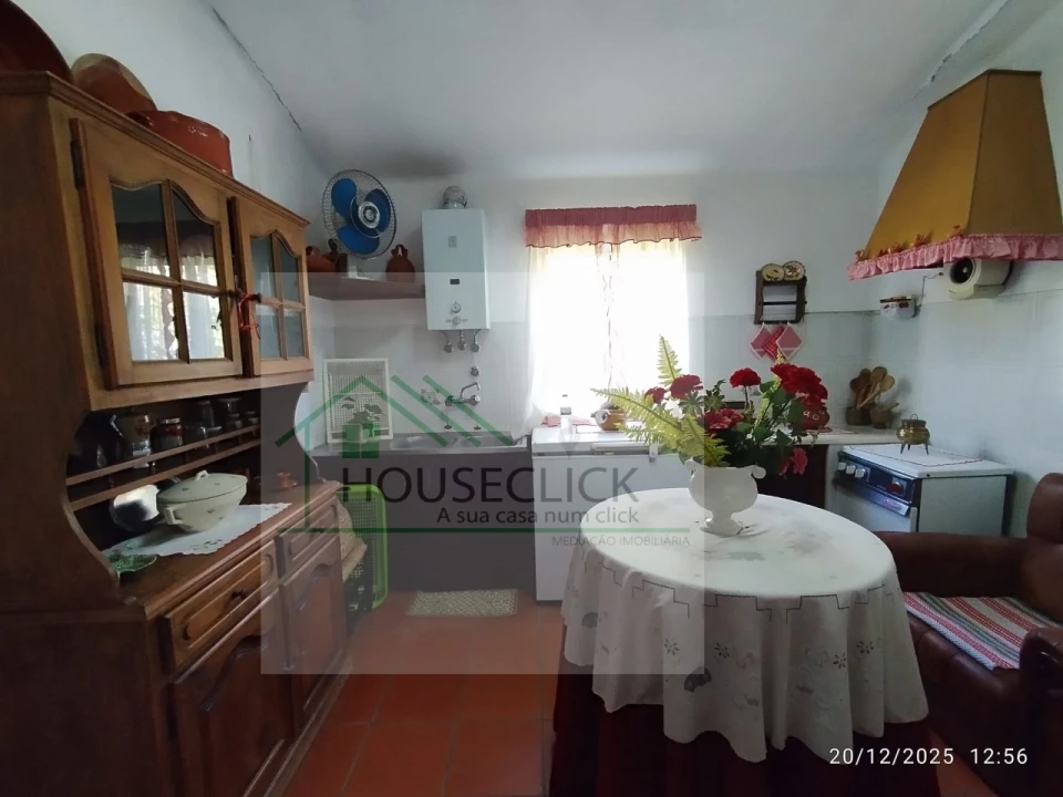 Moradia T4 para Venda em Monfortinho e Salvaterra do Extremo Foto 20