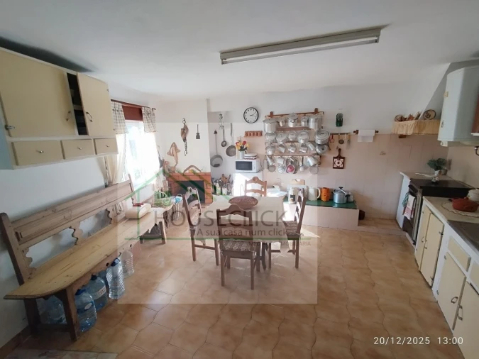 Moradia T4 para Venda em Monfortinho e Salvaterra do Extremo Foto 26