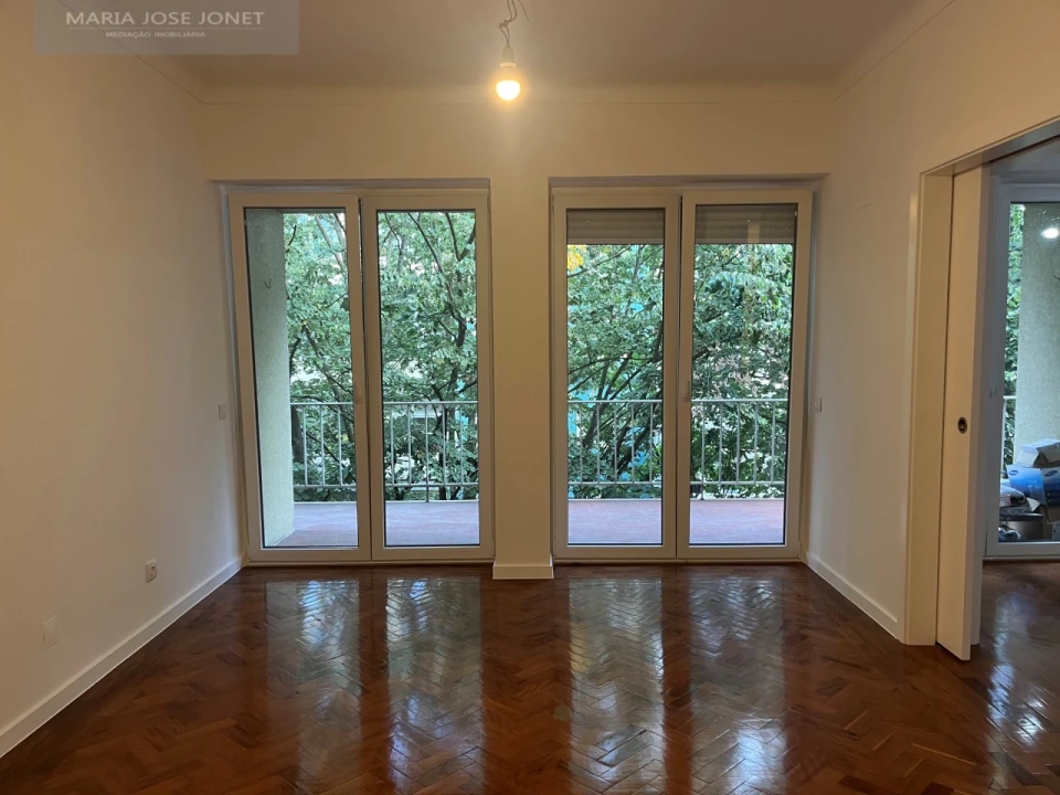 Apartamento T3 para Arrendamento em Avenidas Novas Foto 5