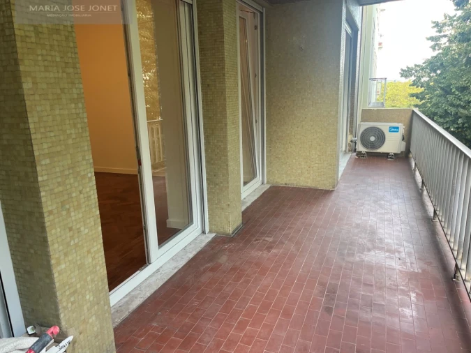 Apartamento T3 para Arrendamento em Avenidas Novas Foto 6