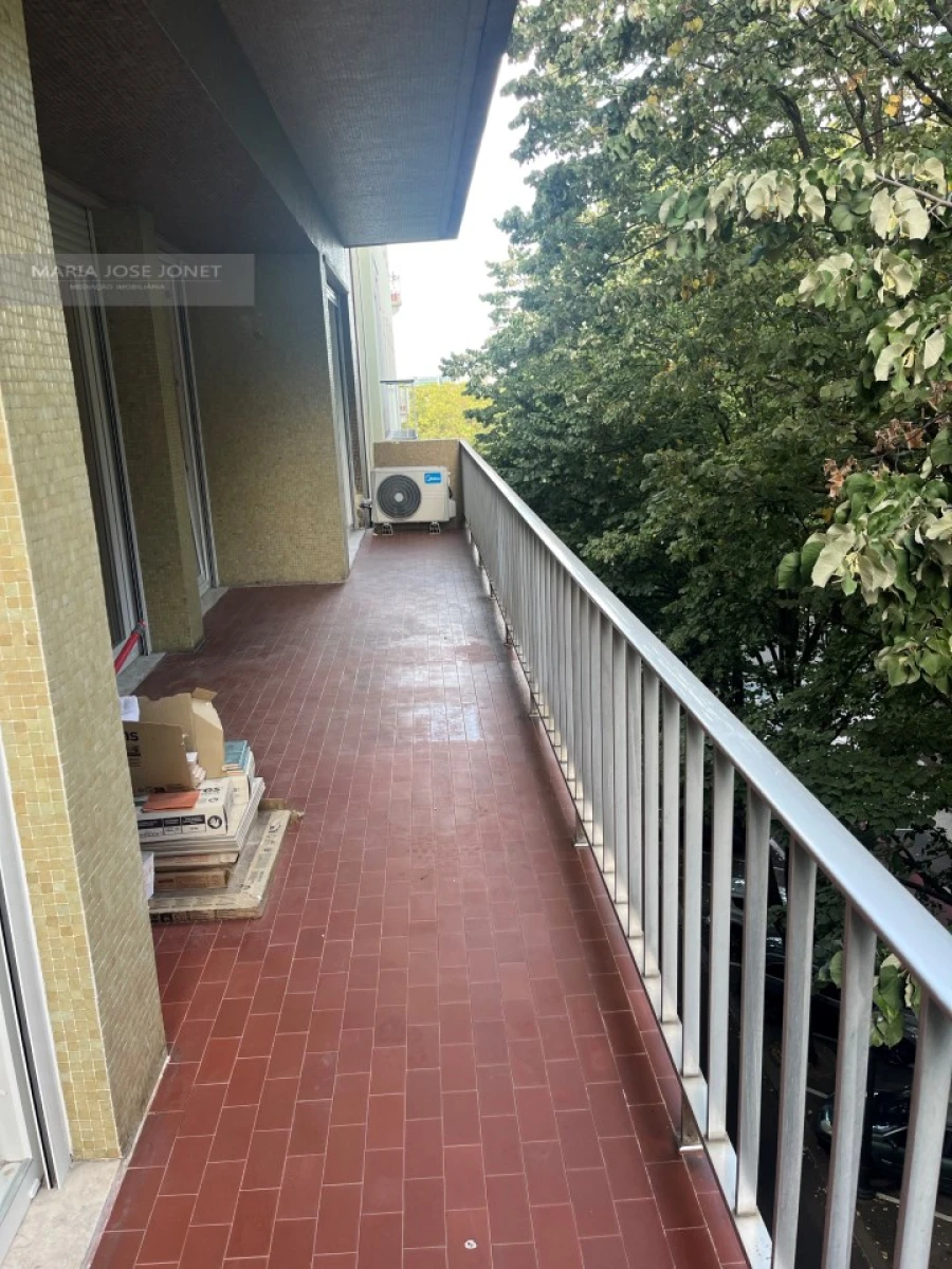 Apartamento T3 para Arrendamento em Avenidas Novas Foto 7