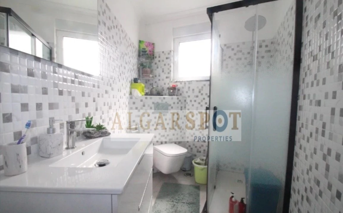 Apartamento T3 para Venda em Armação de Pera Foto 9