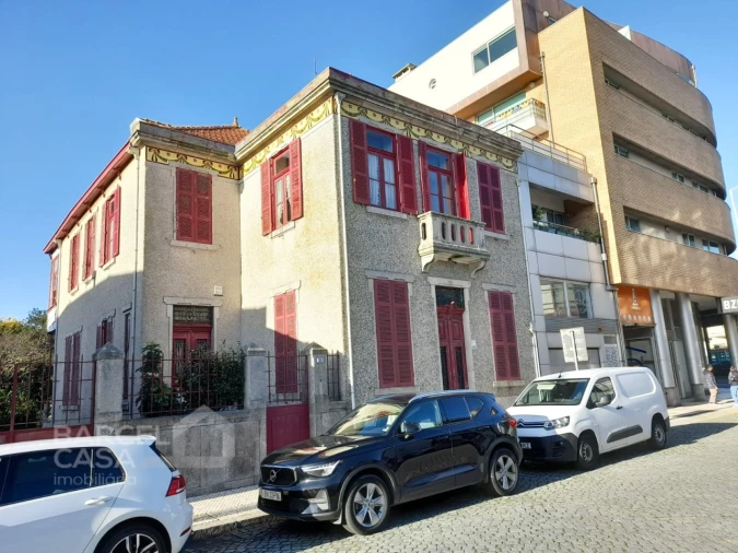 Moradia T8 para Venda em Póvoa de Varzim, Beiriz e Argivai Foto 1