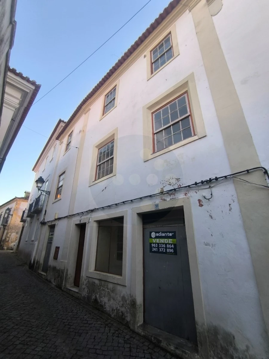 Prédio para Venda em Abrantes (São Vicente e São João) e Alferrarede