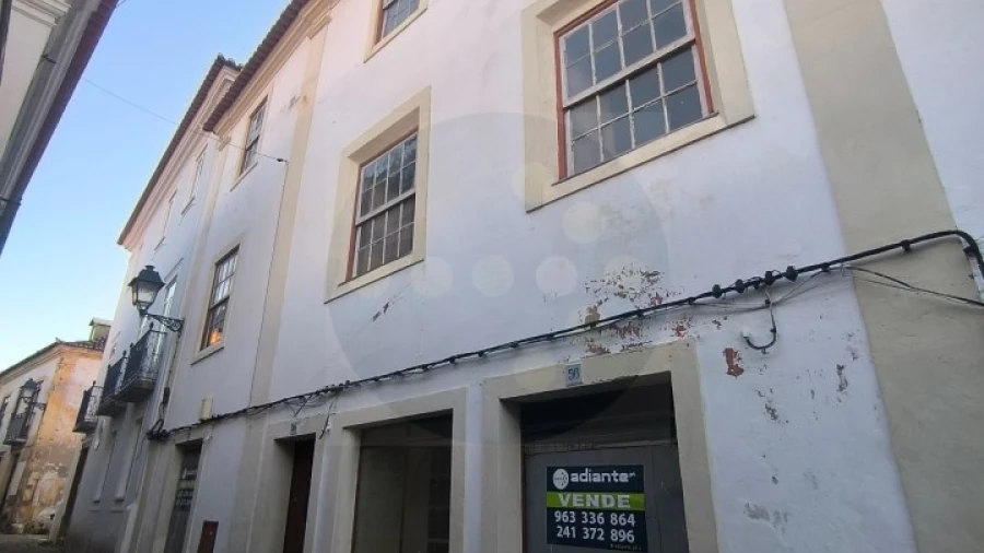 Prédio para Venda em Abrantes (São Vicente e São João) e Alferrarede