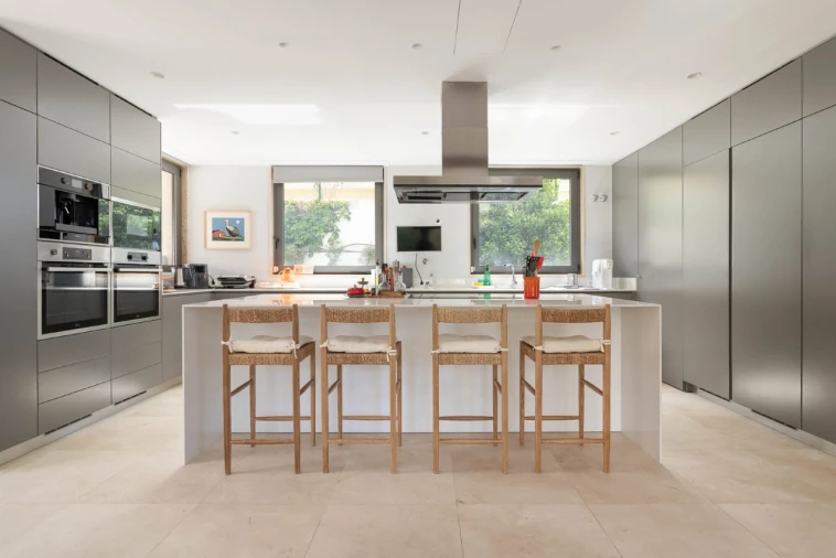 Moradia T5 para Venda em Carcavelos e Parede Foto 40