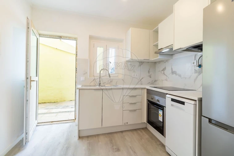 Apartamento T1 para Venda em Baixa da Banheira e Vale da Amoreira Foto 19