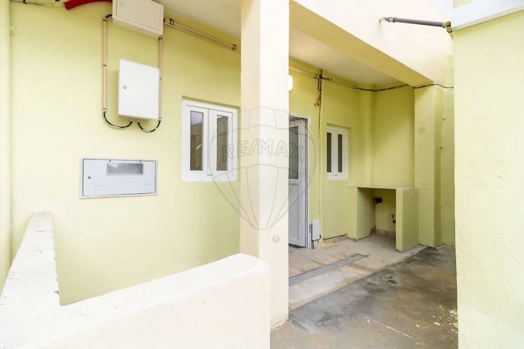 Apartamento T1 para Venda em Baixa da Banheira e Vale da Amoreira Foto 15