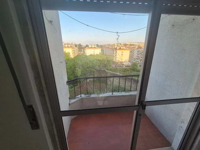 Apartamento T3 para Venda em Queluz e Belas Foto 12