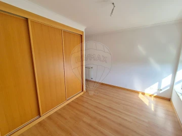 Apartamento T2 para Venda em Rio de Mouro