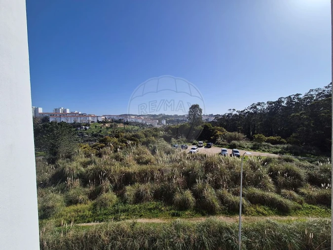 Apartamento T2 para Venda em Rio de Mouro Foto 13