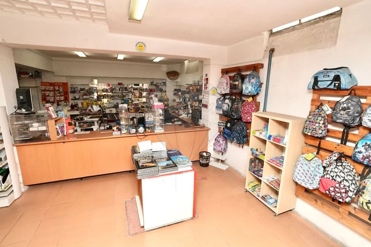 Negócio para Venda em Sacavém e Prior Velho Foto 10