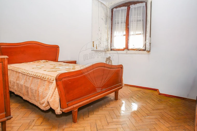 Moradia T2 para Venda em Abrigada e Cabanas de Torres Foto 19