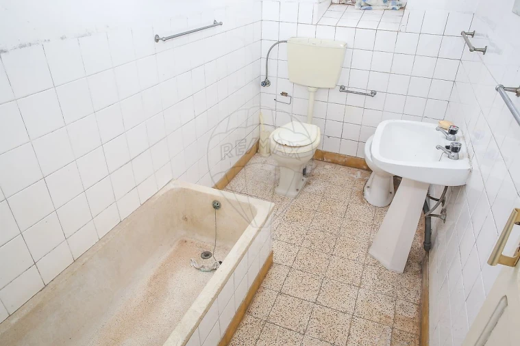 Moradia T2 para Venda em Abrigada e Cabanas de Torres Foto 13