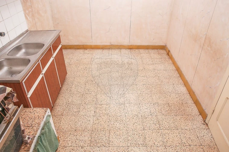 Moradia T2 para Venda em Abrigada e Cabanas de Torres Foto 2