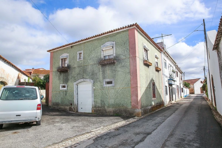 Moradia T2 para Venda em Abrigada e Cabanas de Torres