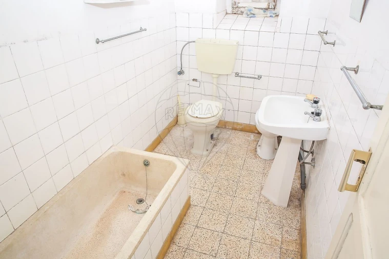 Moradia T2 para Venda em Abrigada e Cabanas de Torres Foto 11