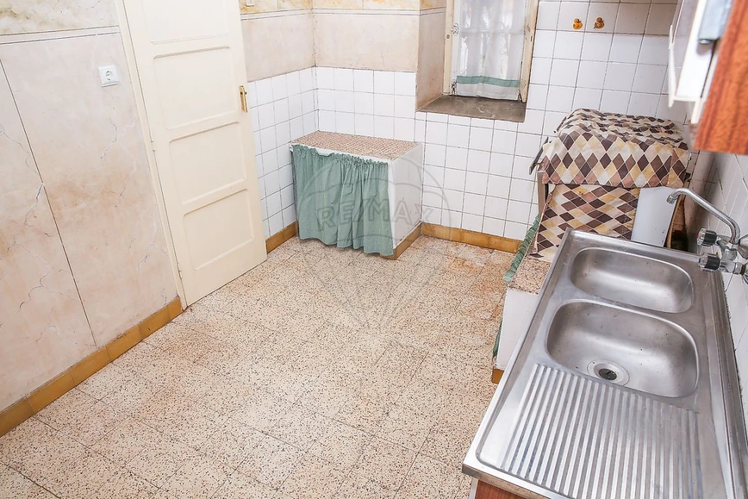 Moradia T2 para Venda em Abrigada e Cabanas de Torres Foto 4