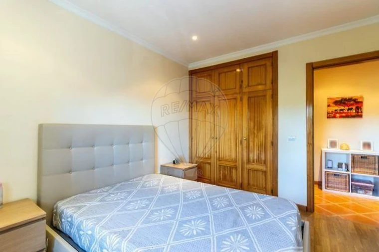 Apartamento T2 para Arrendamento em Paços de Brandão Foto 15