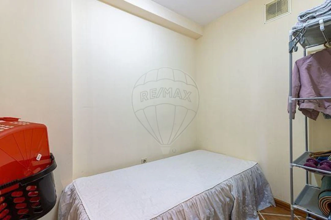 Apartamento T2 para Arrendamento em Paços de Brandão Foto 16