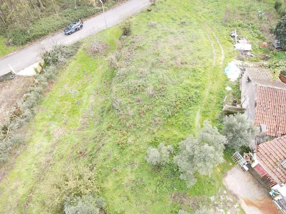 Terreno para Venda em Calvaria de Cima Foto 11