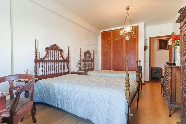 Apartamento T2 para Venda em Tavarede Foto 9
