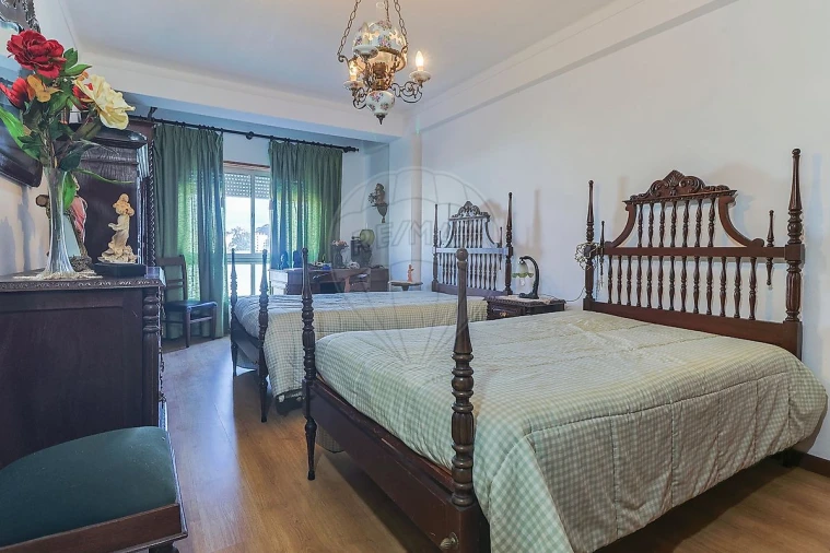 Apartamento T2 para Venda em Tavarede Foto 8