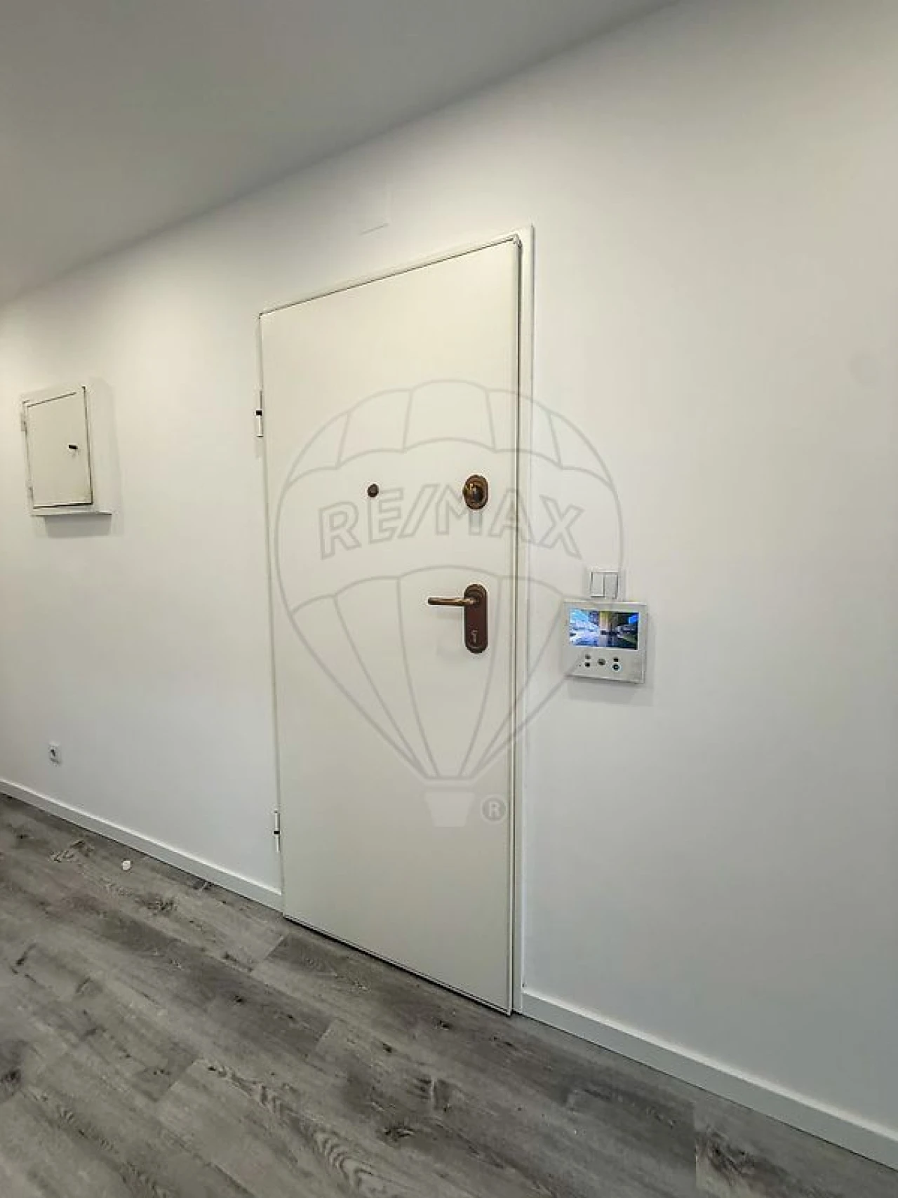 Apartamento T2 para Venda em Queluz e Belas Foto 27