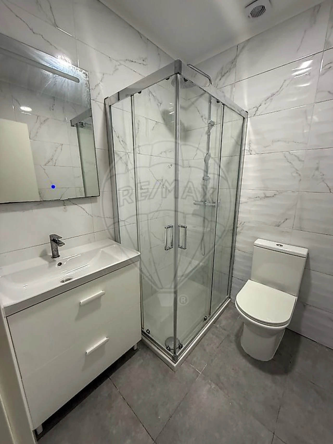 Apartamento T2 para Venda em Queluz e Belas Foto 5