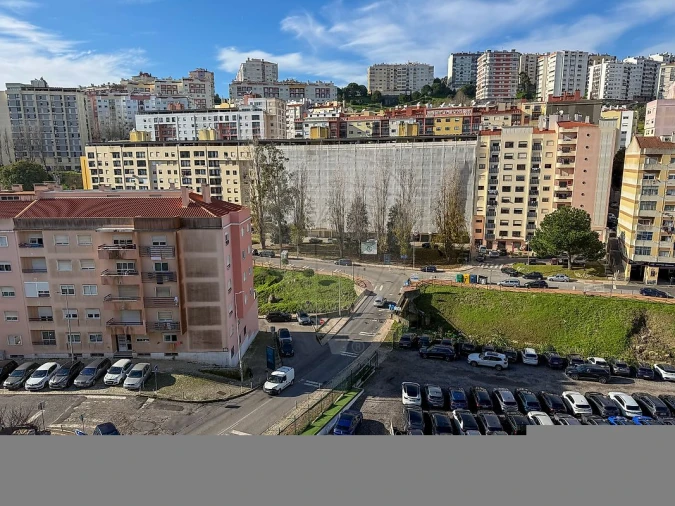 Apartamento T2 para Venda em Queluz e Belas Foto 25