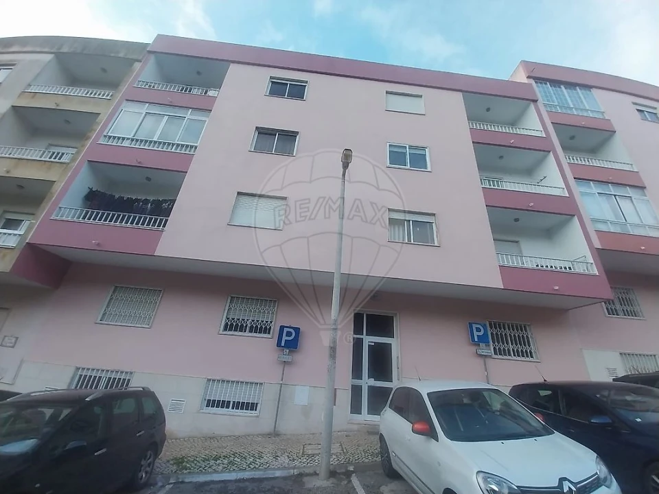 Apartamento T1 para Venda em Queluz e Belas Foto 10