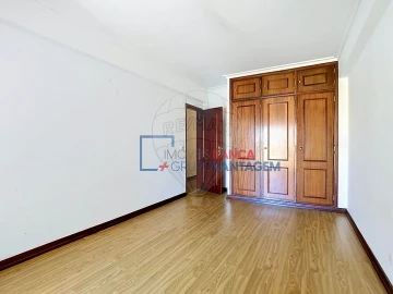 Apartamento T3 para Venda em Algueirão-Mem Martins