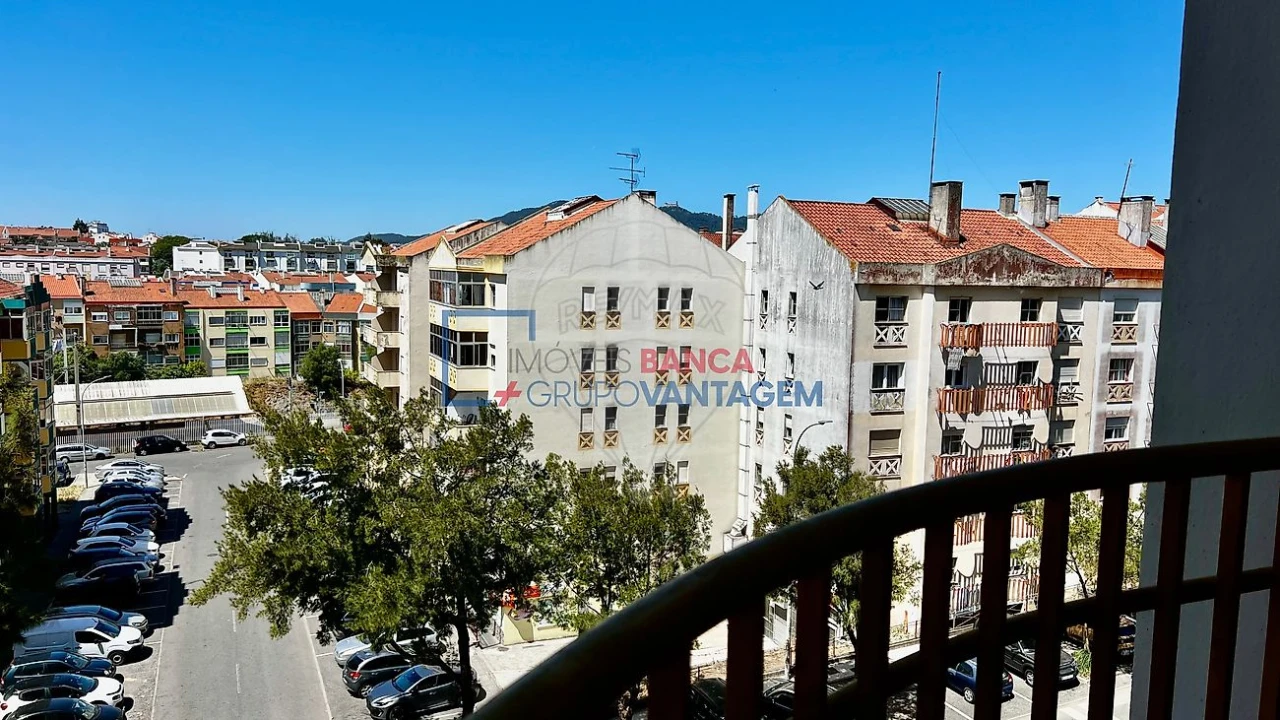 Apartamento T3 para Venda em Algueirão-Mem Martins Foto 6