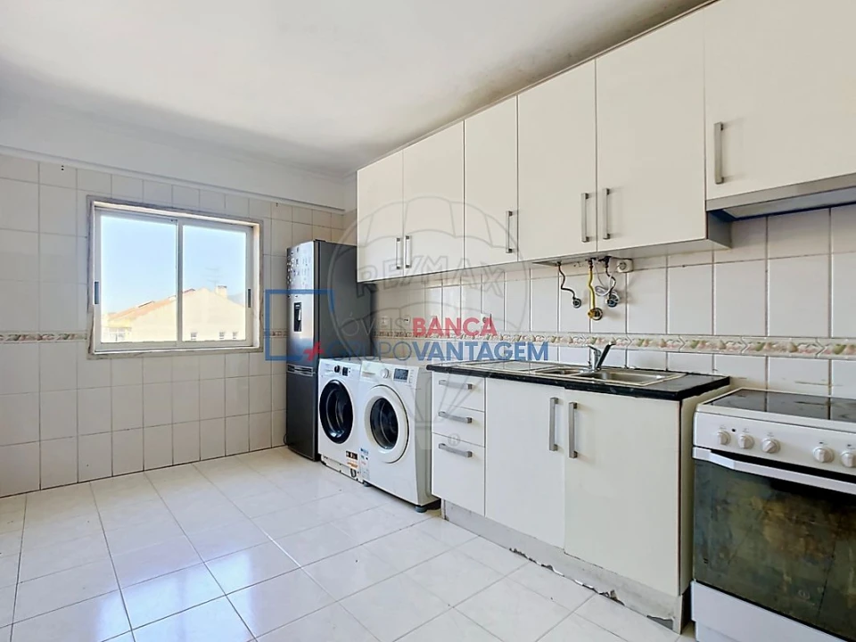 Apartamento T3 para Venda em Algueirão-Mem Martins Foto 21