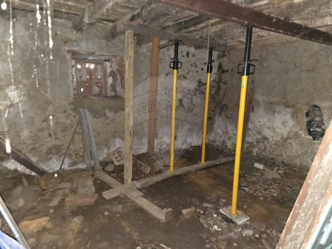 Moradia T3 para Venda em Almargem do Bispo, Pêro Pinheiro e Montelavar Foto 13