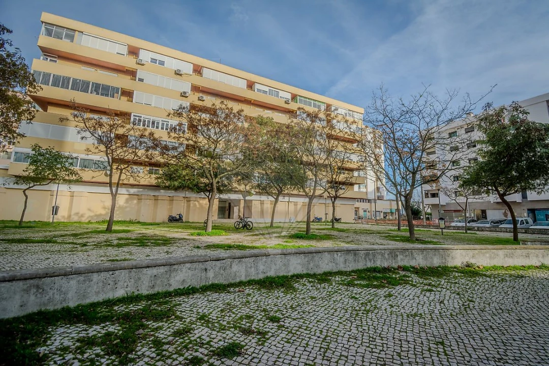 Apartamento T2 para Venda em Costa da Caparica Foto 6