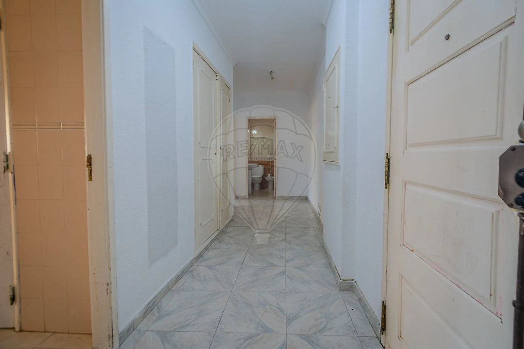 Apartamento T2 para Venda em Costa da Caparica Foto 12