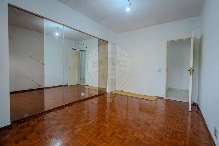 Apartamento T2 para Venda em Costa da Caparica Foto 22