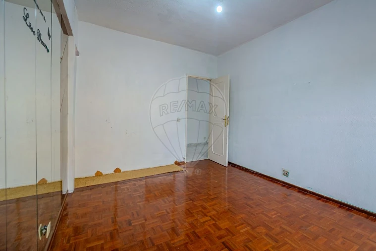 Apartamento T2 para Venda em Costa da Caparica Foto 25