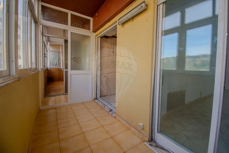 Apartamento T2 para Venda em Costa da Caparica Foto 11